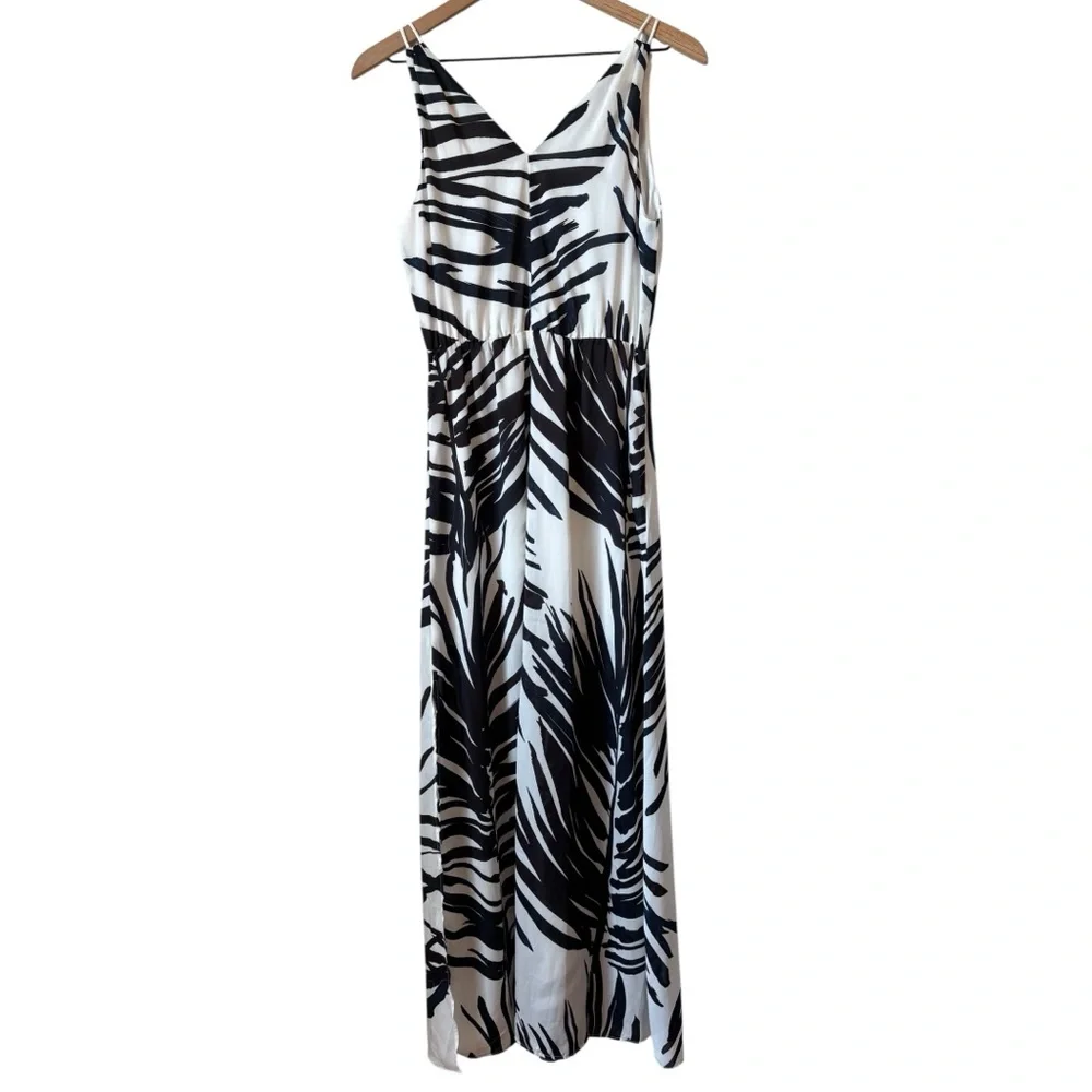 H&M Tropical Leaf Print Maxi Dress Sz 6 Double V Neck Lightweight Resort Wear - Picture 6 of 11